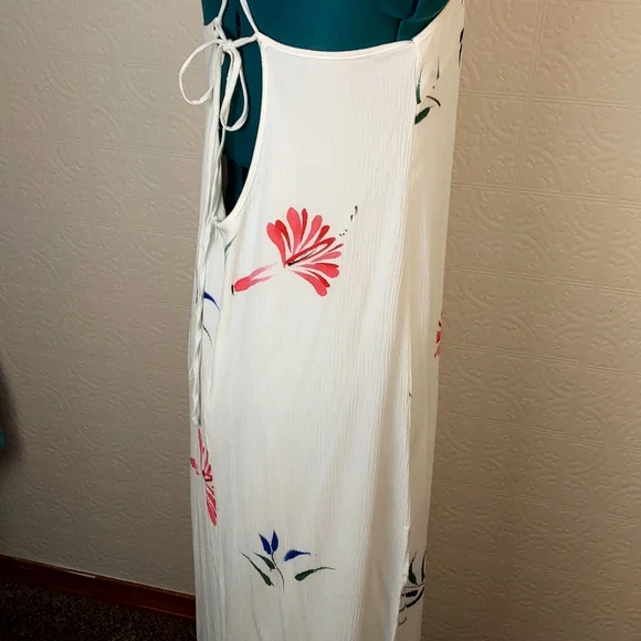 Lotus Design- maxi spaghetti strap cream and multi color dress - Picture 3 of 3